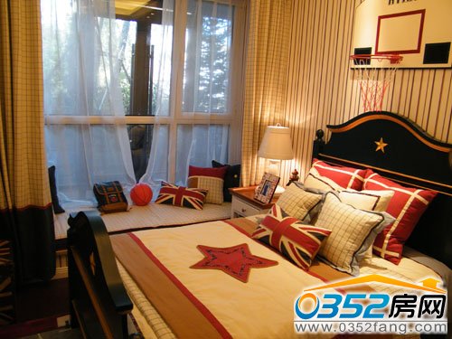 富力城·瀛湖灣臥室樣板間