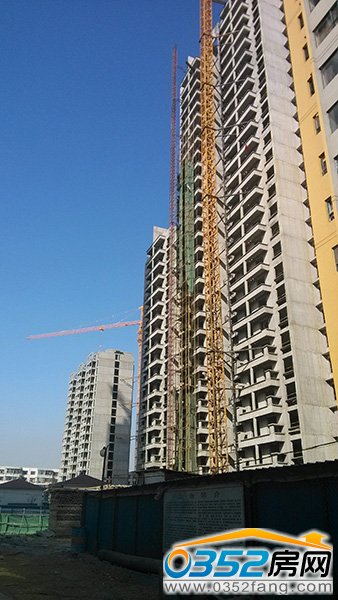 ���Ͻ�8̖(h��o) ʩ���F(xi��n)��(ch��ng)