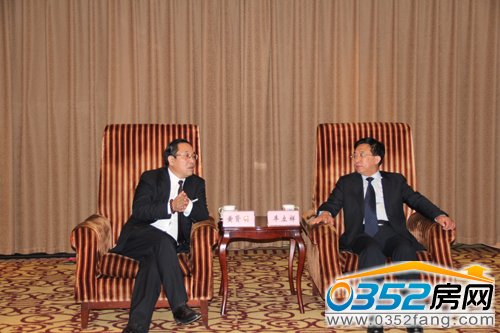 副市委書記、代市長李俊明會見億豐董事局主席黃賢明