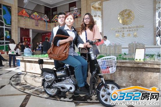 抽取電動(dòng)車(chē)大獎(jiǎng)的客戶(hù)