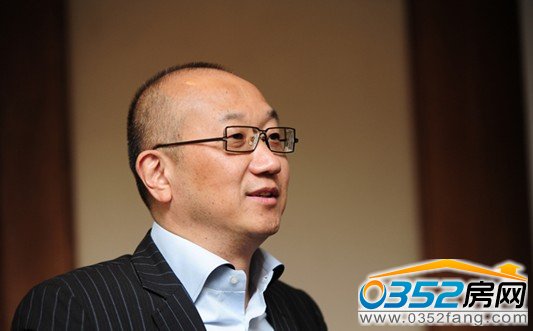 “地產哲學家”萬通集團馮侖:打鐵還需自身硬