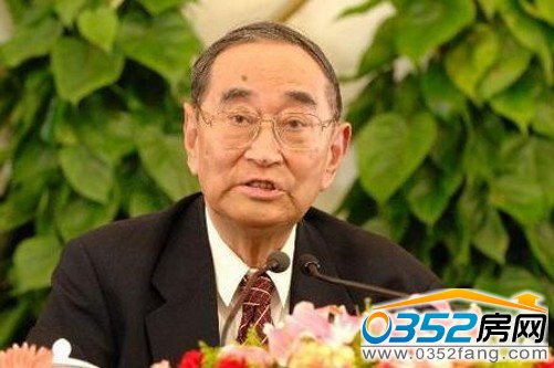 著名經濟學家——厲以寧