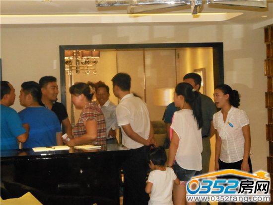 �Ӱ��g�F(xi��n)���͑��ȼ��^���s������Ȼ