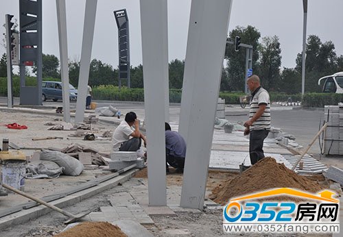 8��4��̫��·�㰲�ֽ��R̎��·�S��