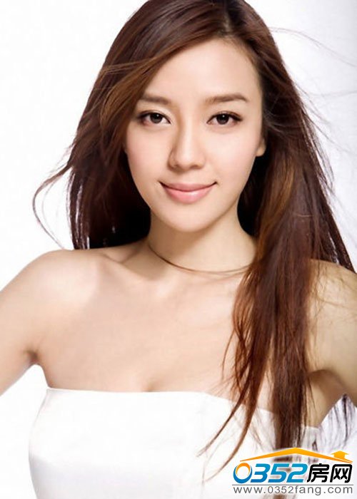 周韋彤:被媒體稱為“內地版林志玲”