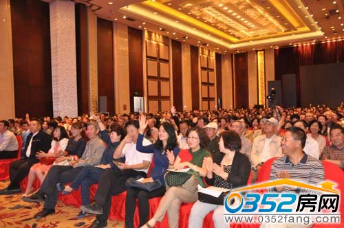 觀眾現(xiàn)場互動提問