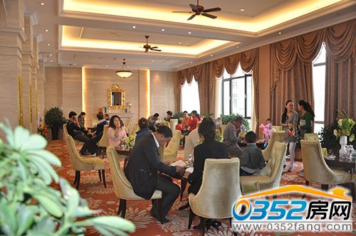 �I��֮�g�M�н���