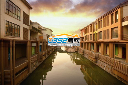 ˮ���ϰ�������ɫ