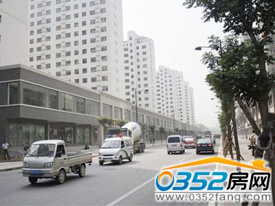 �ͅR��Ȫ�������D