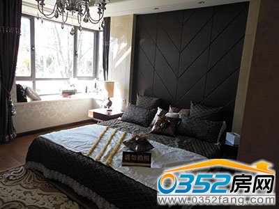 綠地世紀城119平米臥室樣板間