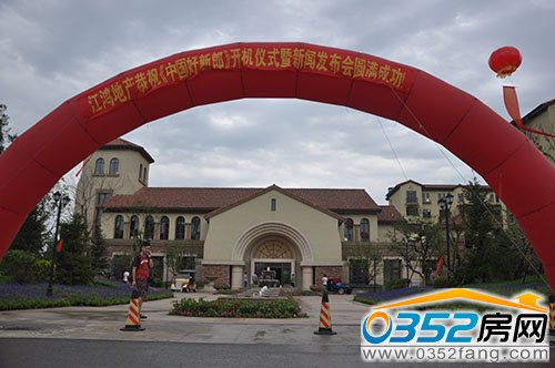 8.7�ա��Ї������ɡ��_�C�xʽ�ڽ����K�{��¡���e��