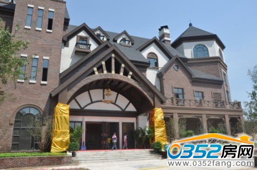 江鴻大社區新會所——江鴻•鉑藍原著