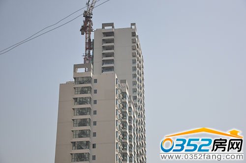 北馨理想城二期外立面完成粉刷 玻璃安裝完畢