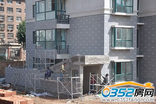 3號樓地下車庫主體完工 正在進行外部裝修