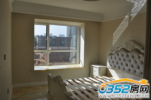 北馨理想城二期140平米主臥:溫馨恬謐