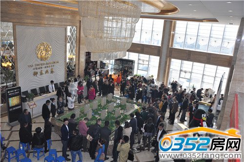 �_�P�F(xi��n)�����������¿͑���L