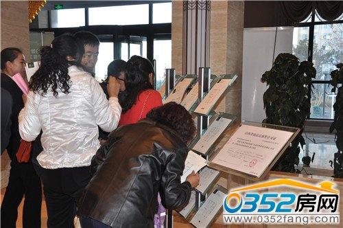 �����^Ħ���Ӿ�̖����