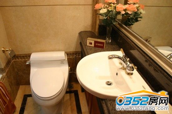 ���G�ޘӰ��g�����l���g