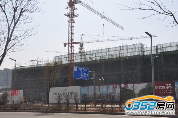 御府 御府綜合樓、商務辦公樓位于西京街與鴻雁路交匯西南角