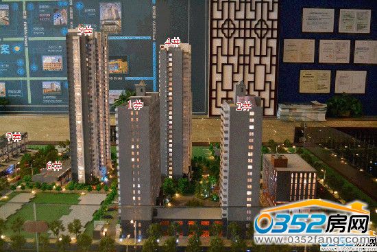 ���Ͻ�8̖�Ŀɳ�P�����D