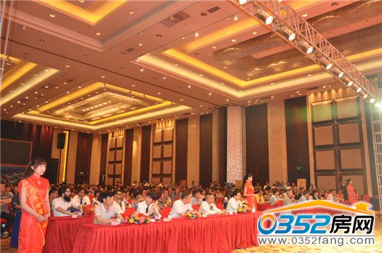 ���s���F�����o̓ϯ