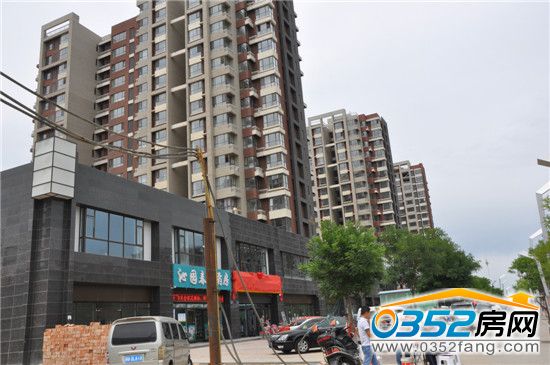 6月19日小區外圍商業-藥店