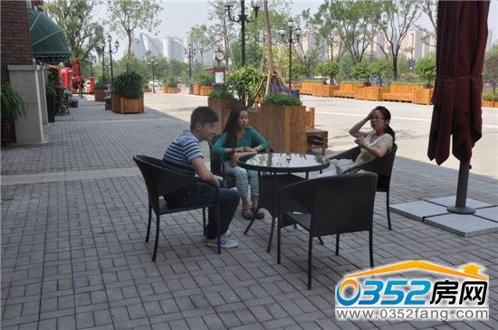 ���ؽ����e����