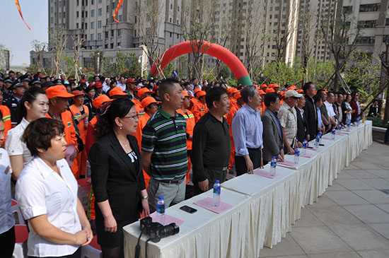 �F(xi��n)�����w�����質�����ڄ����s