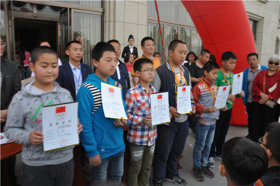 ��Ӻ�\�_�����ك�������ِ�@��С�x�ֺ�Ӱ