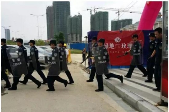 �������ۘǲ��S������