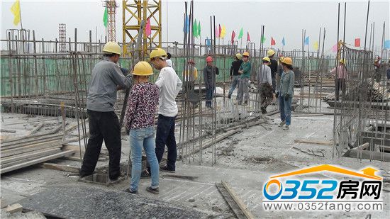 ��ˮ�����˂�æµ����Ӱ