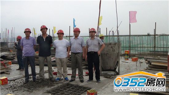 ��ˮ�����I�����ǵ׺�Ӱ