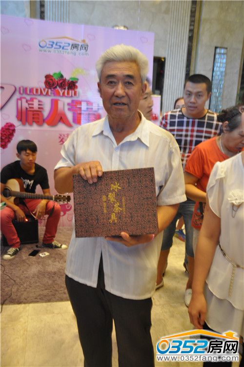 ������8.20���о���������\(y��n)���ϴ�