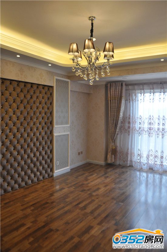 ���Ǉ��HLOFT�Ӱ��gһ�ӿ͏d