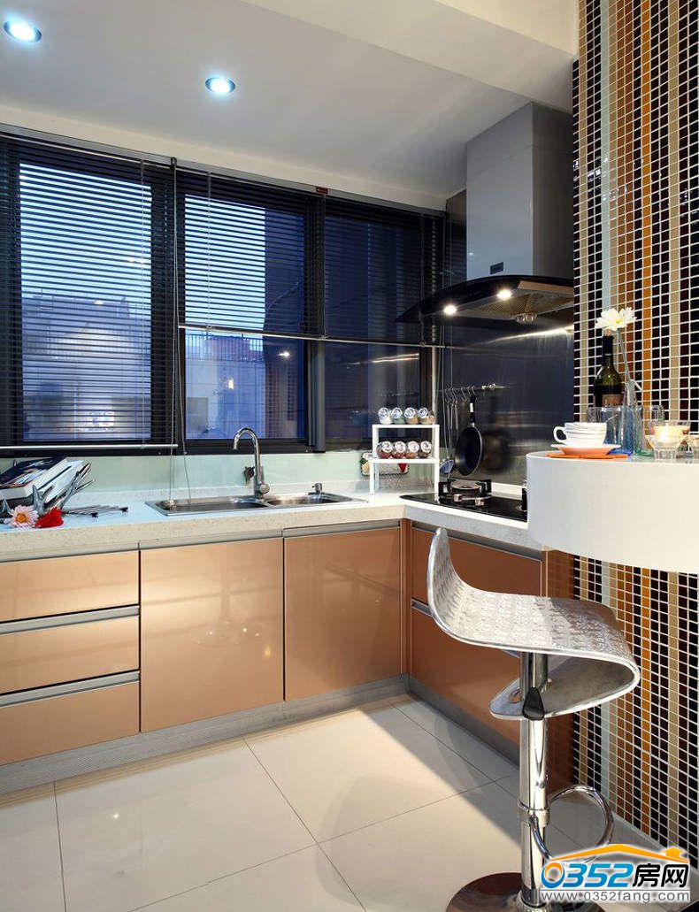 �N��&���_