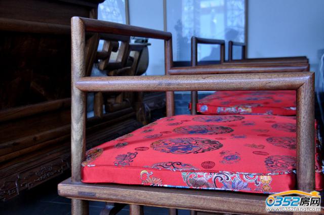 �Ӵ����Č�ľ����