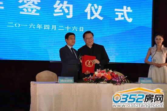 271017215a59d0bf071587.jpg DSC_0121.JPG