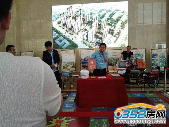 011543328326b780096956.jpg 0501_30.jpg