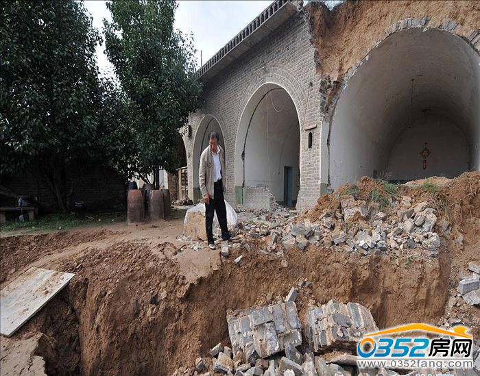 13142243e713804d956418.jpg 2205660140.jpg