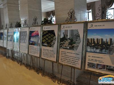 ���Ӿ�̖�ۘǲ�չ��