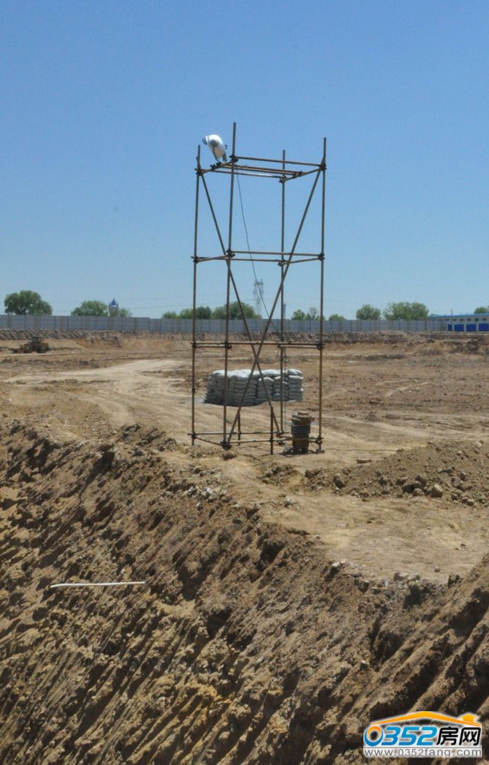 161723350fa0b0f4b25822.jpg 2.jpg