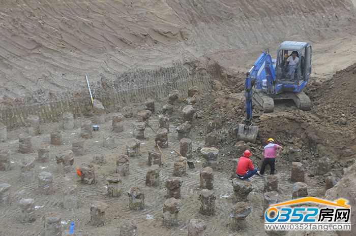 151537488d561cb21c8266.jpg 3號樓開挖樁間土.JPG