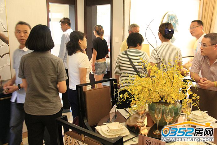 30200548a36be31f202859.jpg IMG_8932.JPG