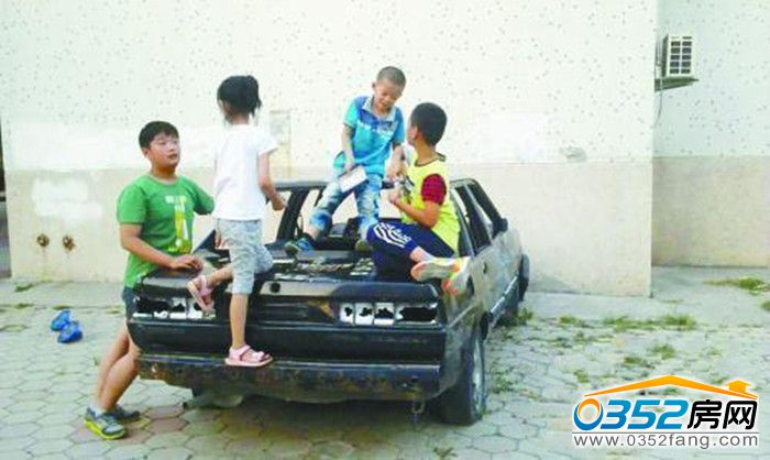 04152858797de2b00b8353.jpg 1115812332_14359150850551n.jpg