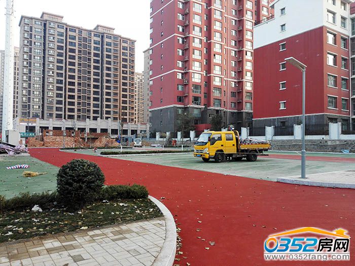 05113242c151d025ac3170.jpg 文興路東側(cè)停車場(chǎng).jpg