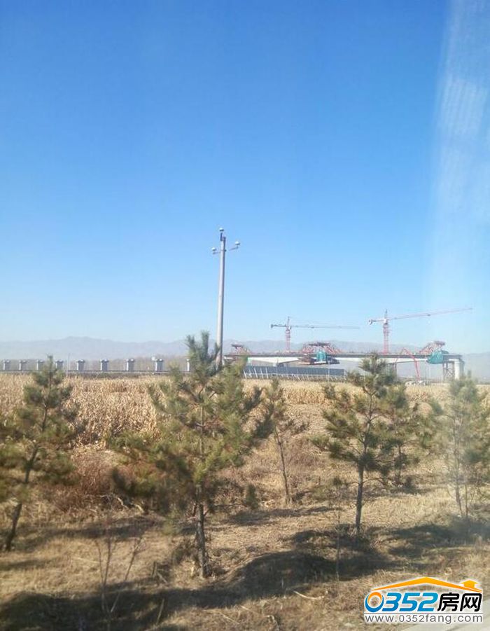 22150329c37de197bc2402.jpg 大張高鐵陽高段.jpg