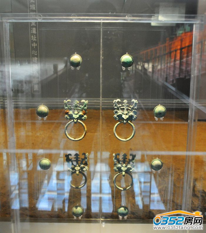 2011404453d9ec2d2b8972.jpg 鋪首.jpg