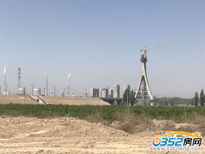 2815303057e8d2dad40061.jpg 遠處觀塔.jpg