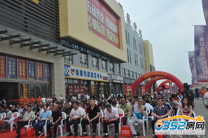 101554213ed81c2f861448.jpg 人.JPG