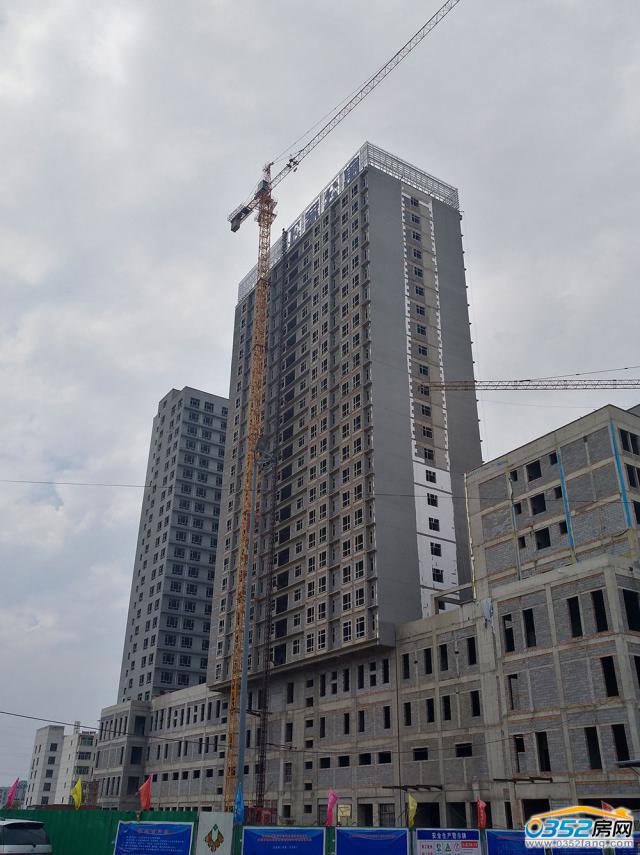 2017.6.24日外立面施工